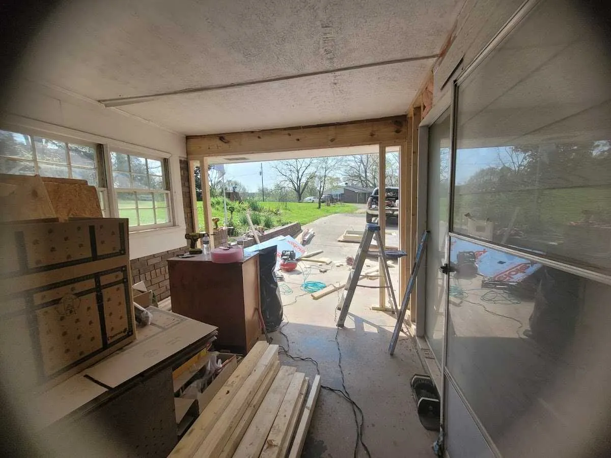 Air movers and dehumidifier for Drying & Dehumidification in Lake Stevens